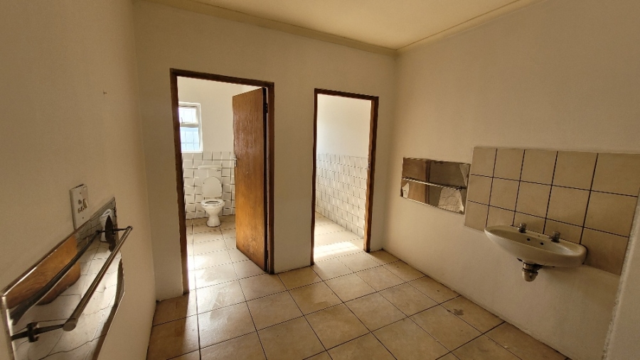 Commercial Property for Sale in Parow Industrial Western Cape